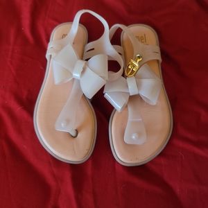 Kids sandals